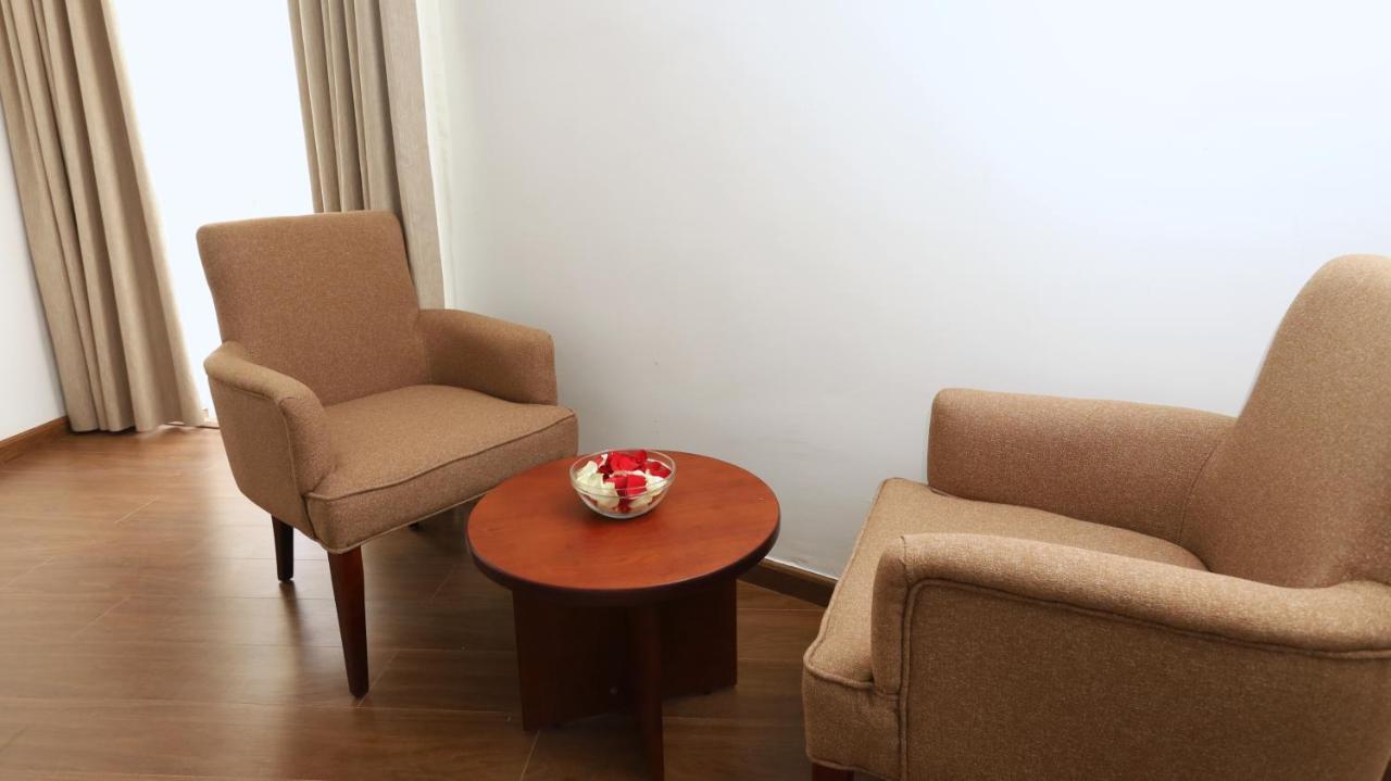 Black Horse Hotel Apartment Addis Ababa Bagian luar foto