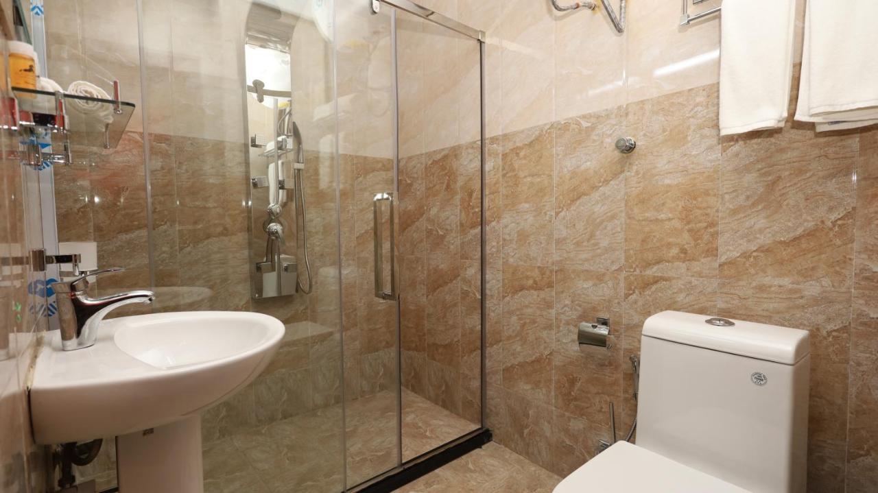 Black Horse Hotel Apartment Addis Ababa Bagian luar foto